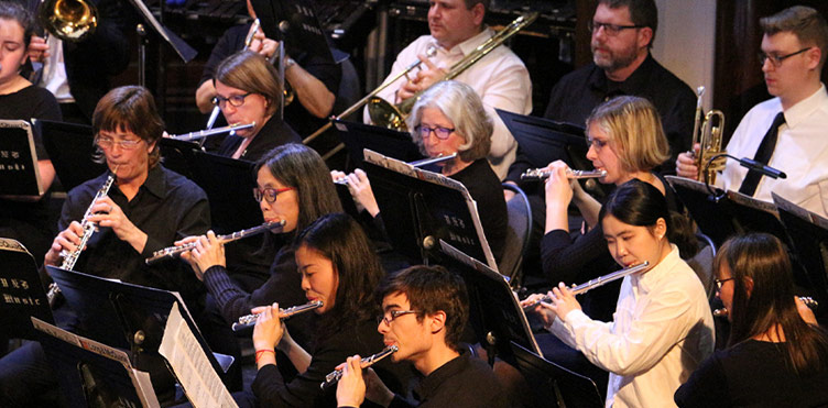 photo of musicians in a band